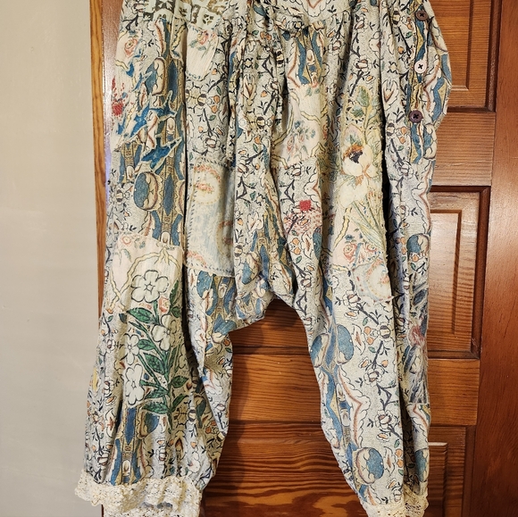 Magnolia Pearl Bloomers - Picture 5 of 13